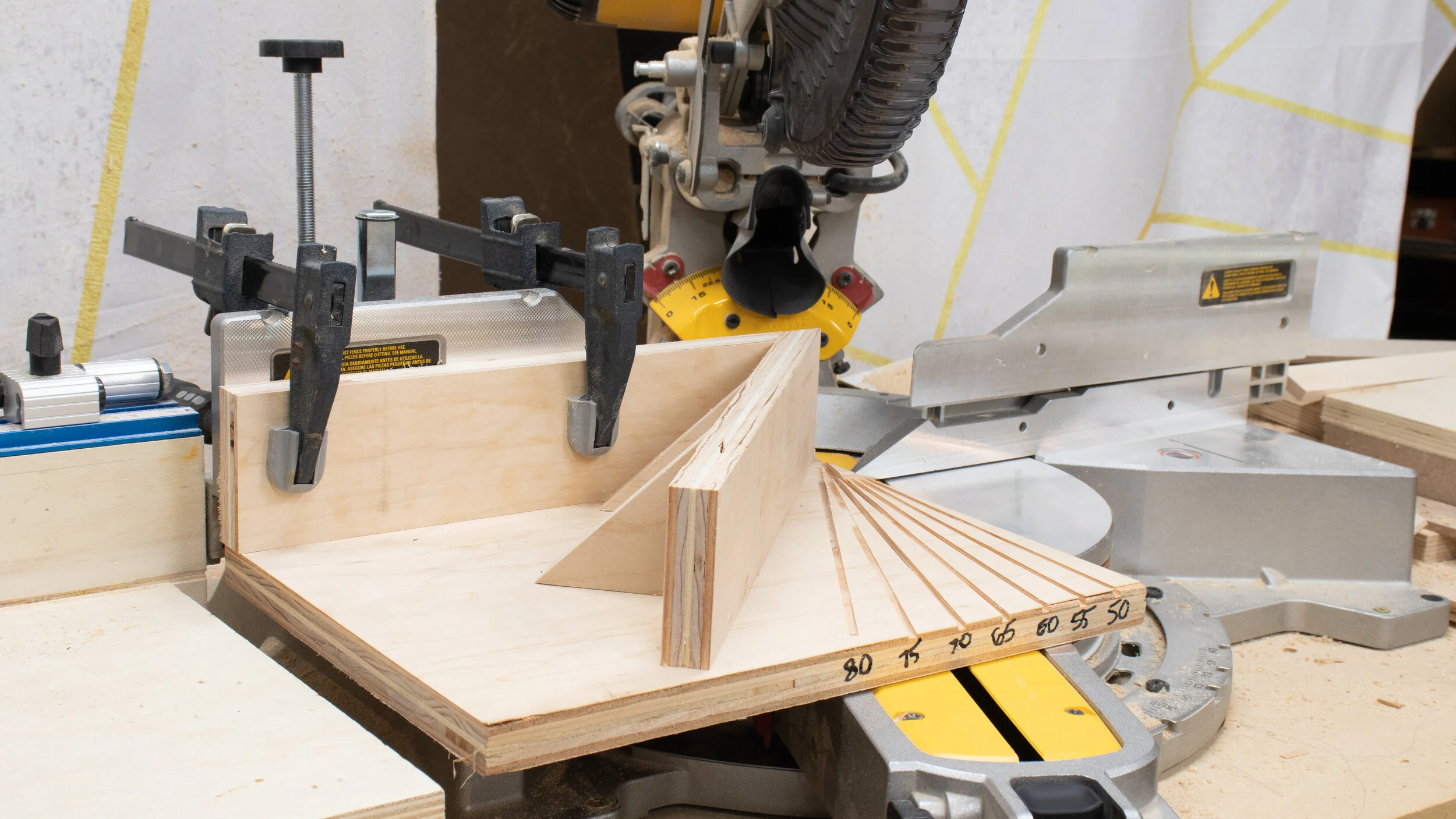 Miter saw jig deals